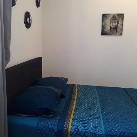 5 Minutes Des Arenes, 6 Couchages * Nîmes