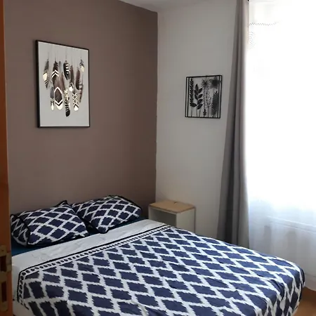 5 Minutes Des Arenes, 6 Couchages Nîmes