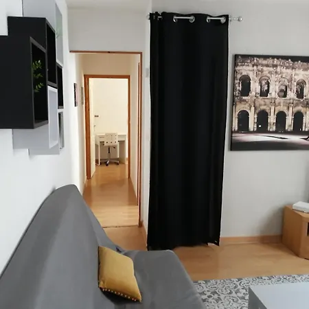 5 Minutes Des Arènes, 6 Couchages Appartamento *